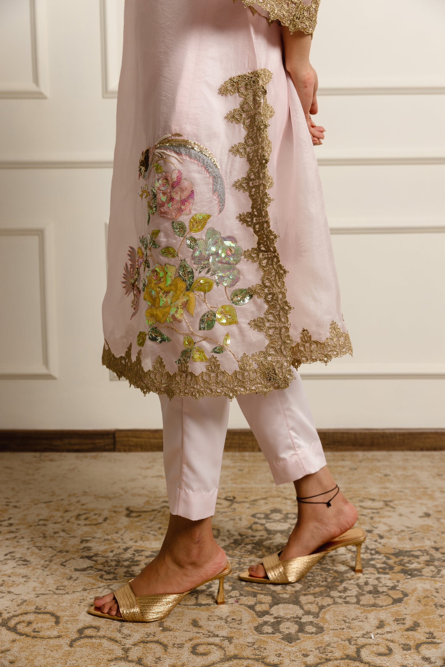 Tarini Overlay Kurta Set