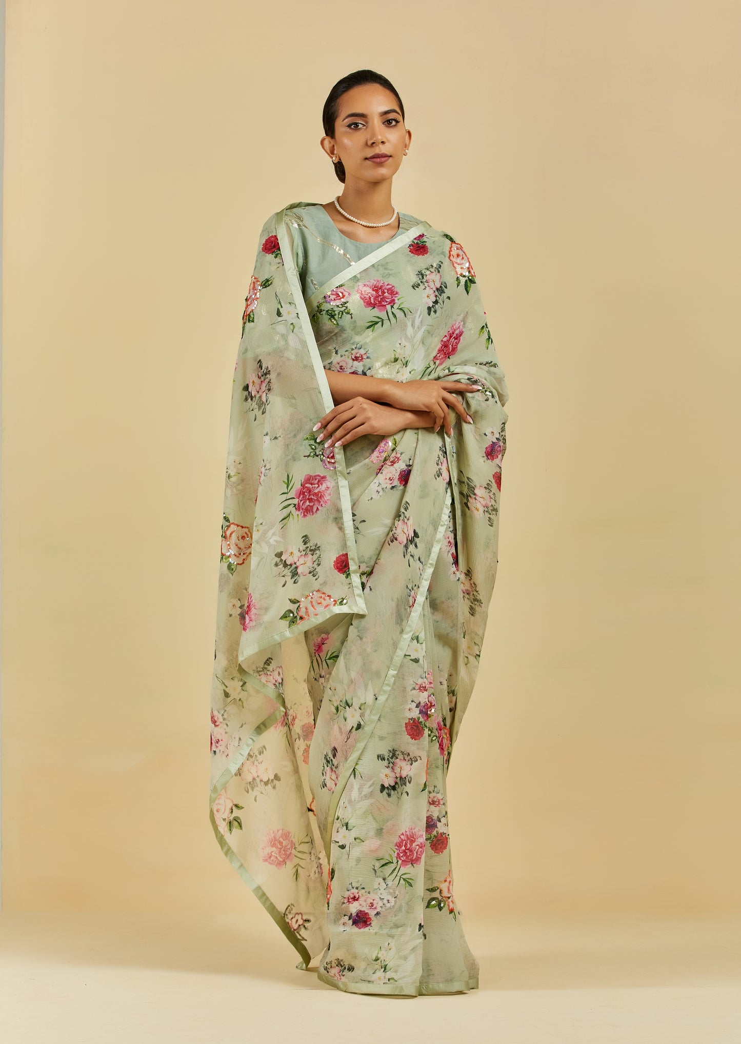Buy HERE&NOW Floral Printed Pure Chiffon Saree - Sarees for Women 24121668  | Myntra